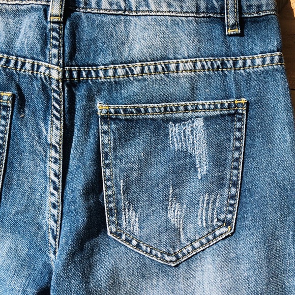 Current Air Distressed Jeans - Picture 6 of 8